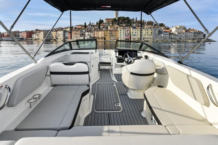 Rovinj: Rovinj Archipelago and South Coves Speedboat Tour - What the $494 price really means