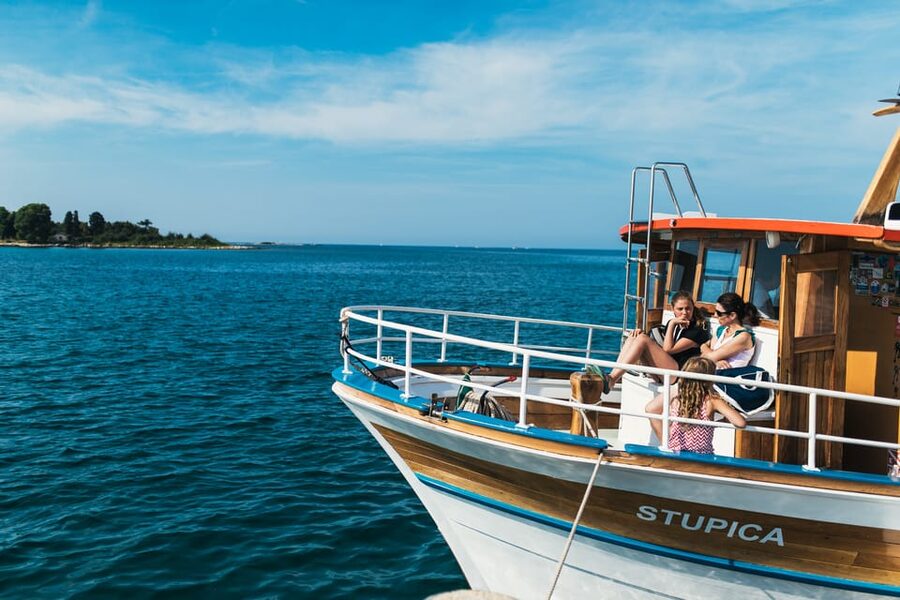 Rovinj: Sunset Cruise with Swim Stop, Drinks, and Fruits - What the $36 price really includes