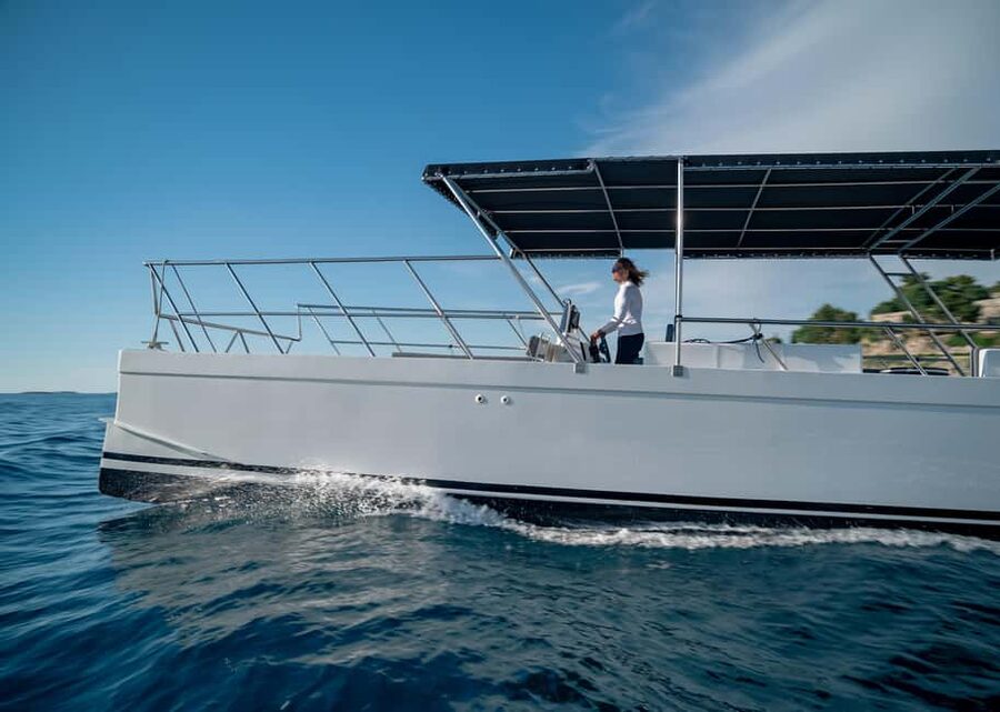Rovinj: Sunset & dolphin group tours with Catamaran - Meeting Massimo at the ACI marina