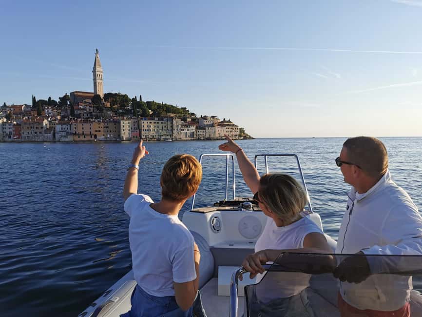 Rovinj: Sunset Speedboat Tour with Dolphin Watching - Leaving Villas Rubin for the Rovinj coast