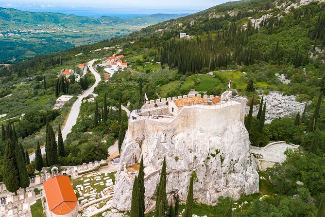 Rural Biking & Wine Tasting Tour in Dubrovnik - Sokol Grad: a fortress above the countryside