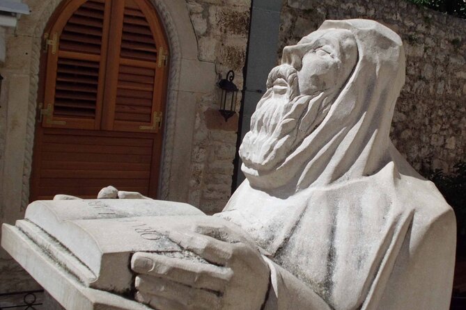 Self-Guided Walking Tour of Hvar’s Historical Old Town - Along the Riva to the Pakleni Islands