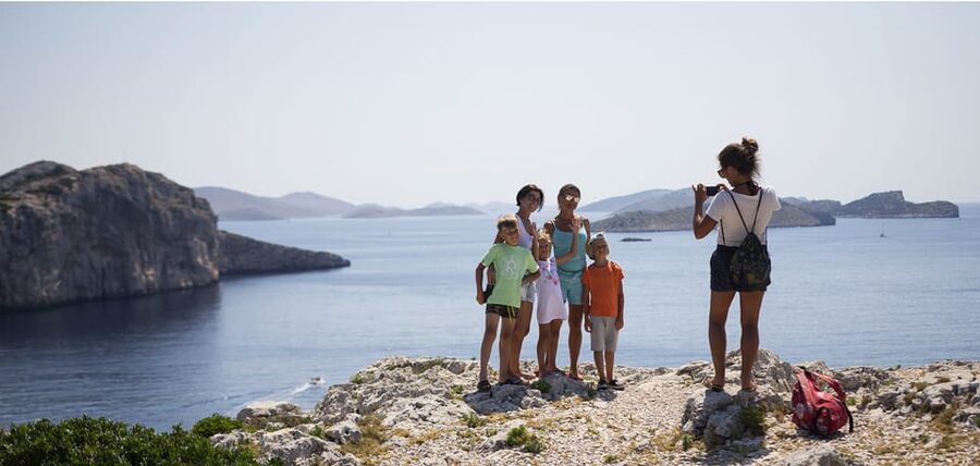 Sibenik: Full-Day Kornati National Park Boat Tour - Bavljenac and the giant fingerprint of stone walls