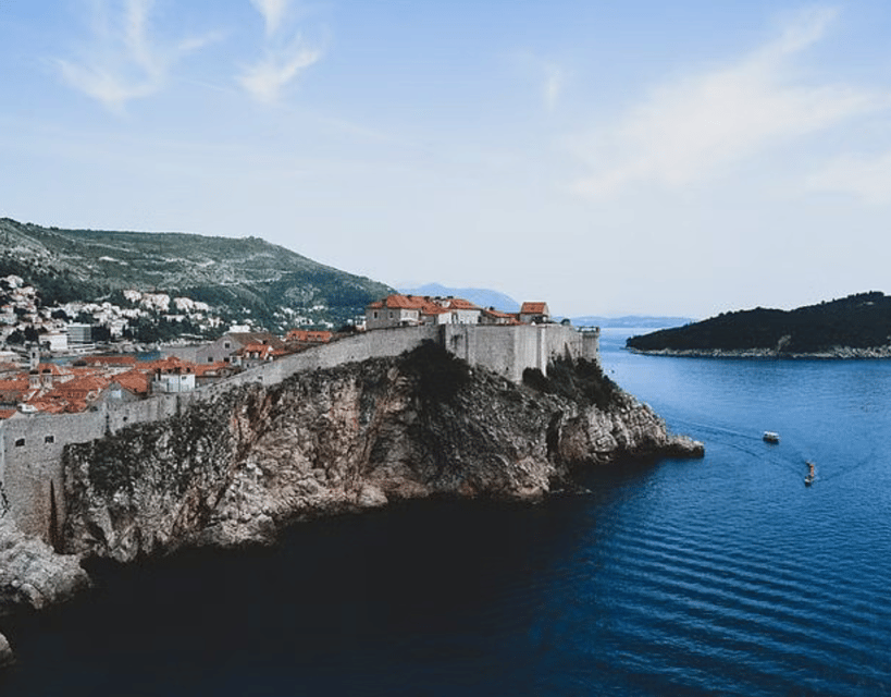 Sightseeing Boat Cruise in Old Town of Dubrovnik - The city walls from the Adriatic