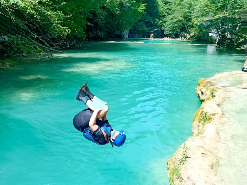 Slunj: Upper Mreznica River Kayaking Adventure - The peaceful middle stretch