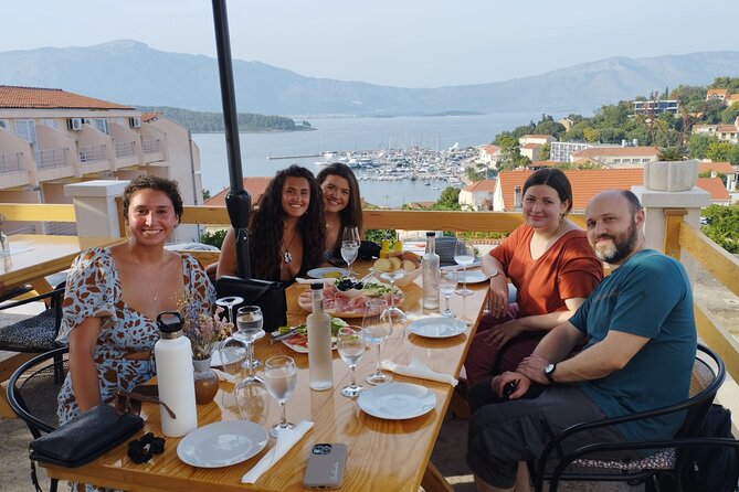 Slurp of Grk Korcula Wine Tour | Wine Tasting in Lumbarda - A Short Vineyard Walk Before the First Pour