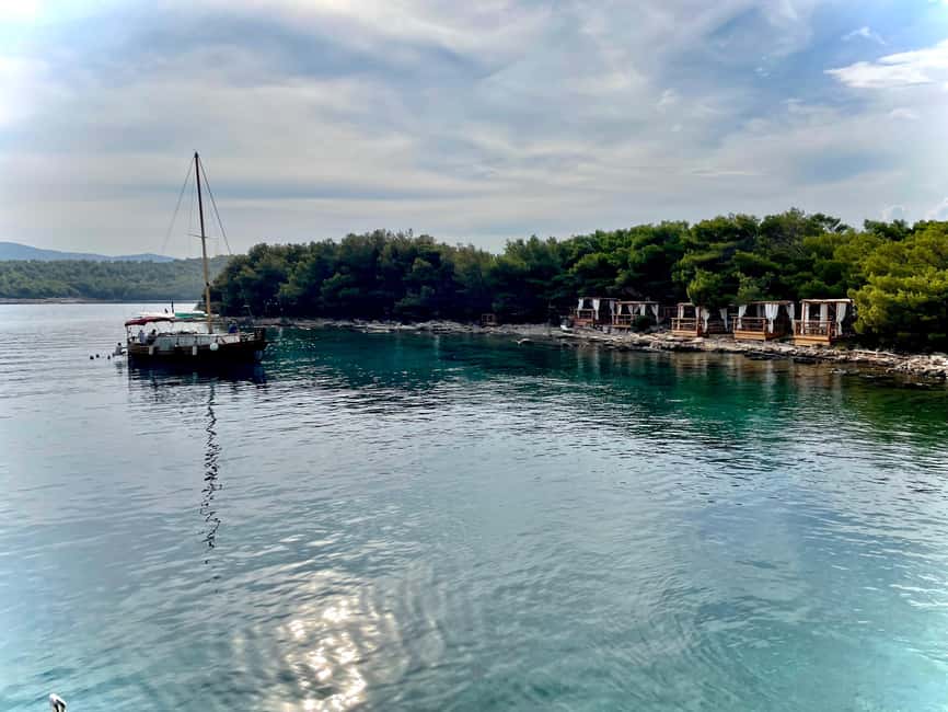 Speedboat to 3 islands: Hvar, Brač, Zečevo with watersports - Who should book this experience?