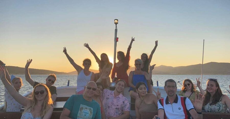 Split: 1.5-Hour Riviera Boat Cruise with a Free Drink - Diocletian’s Palace from the Adriatic