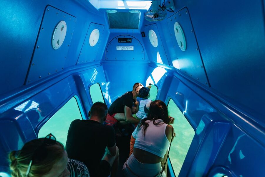 Split: 45-minute Semi-Submersible Submarine Trip - Choosing a daytime or nighttime departure