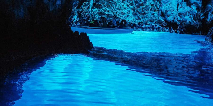 Split: Blue Cave & 5 Island Tour - Vis, fishing villages, and the backup plan