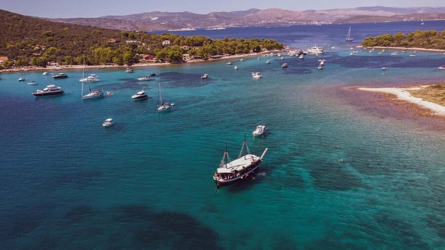 Split: Blue Lagoon & 3 Islands Tour with Lunch & Hidden Bay - A full Adriatic day from Split
