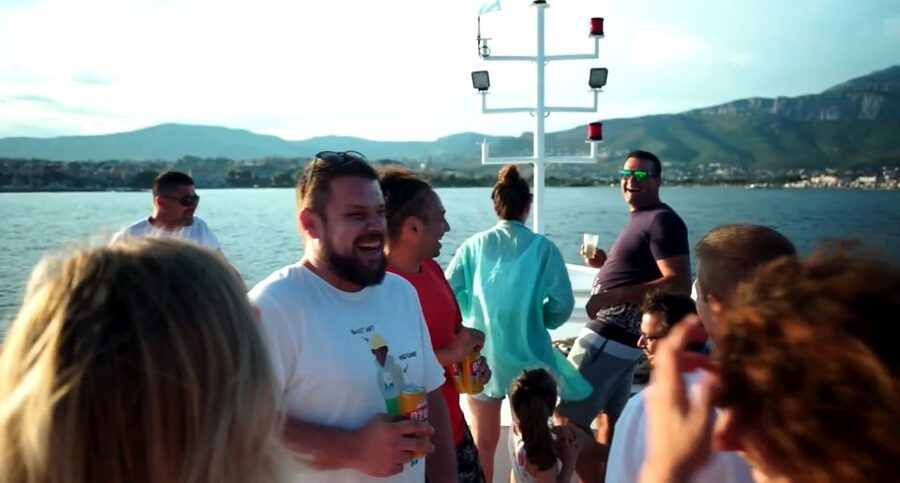Split: Blue Lagoon and Šolta Boat Tour with Lunch and Drinks - Is the Blue Lagoon and Šolta tour worth booking?