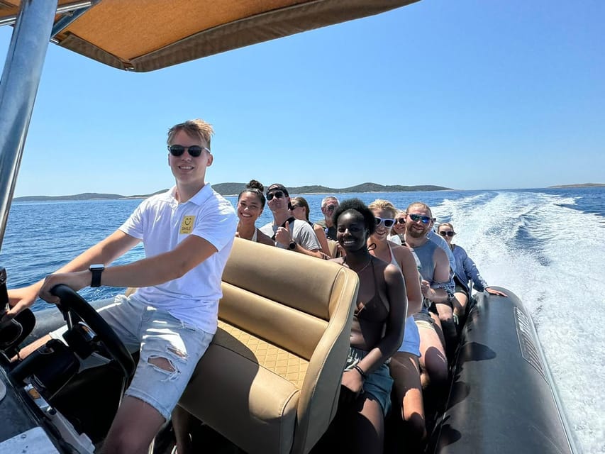 Split: Blue Lagoon, Hvar and 5 Islands Small Group Boat Tour - Finishing at the Blue Lagoon