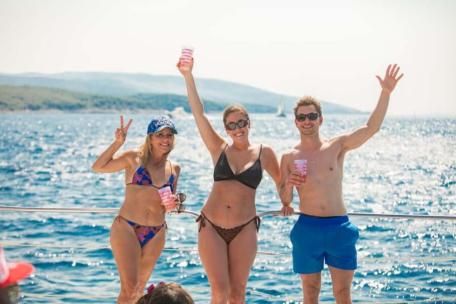 Split: Blue Lagoon & Trogir Boat Tour with Lunch and Drinks - Practical details that make the day easier