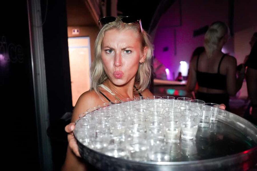Split: Boat Crawl with Nightclub Access, Shots, & Boat Party - Key points to know before booking