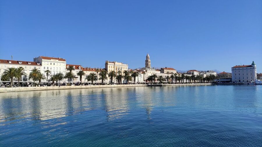 Split: city center private walking tour 2 h - Medieval Split around Pjaca and Fruit Square