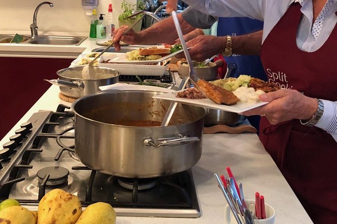 Split Cooking Class - A proper cooking school, not a staged kitchen show