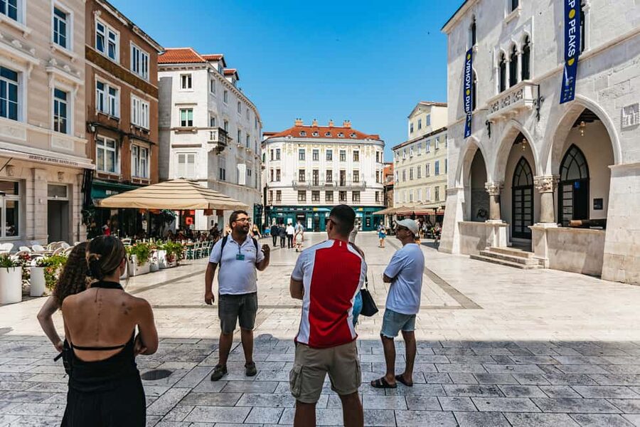 Split: Diocletian Palace & Old Town Guided Walking Tour - St. Domnius and the Emperor’s Mausoleum