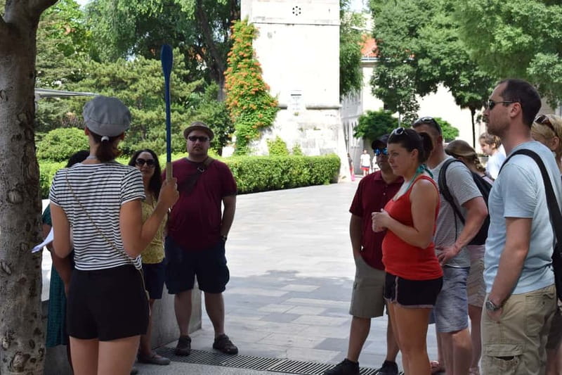 Split: Food Tasting Walking Tour - What the $51 price includes