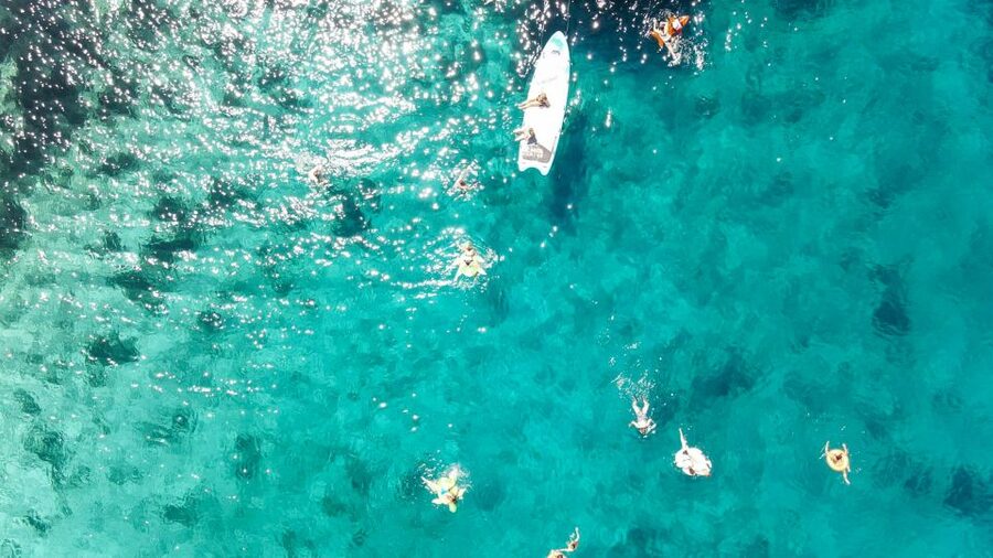 Split: Half-Day Blue Lagoon, Shipwreck, and Trogir Boat Tour - Nečujam Bay and the small shipwreck