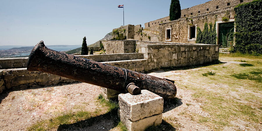 Split: Klis Fortress GOT and Olive Museum Entry Tickets - Shoes, access, and how much time to allow