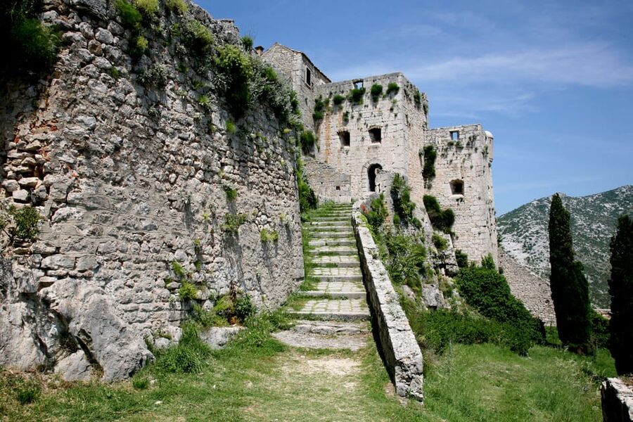 Split: Klis Fortress GOT and Olive Museum Entry Tickets - Starting at Stella Croatica in the Dalmatian foothills