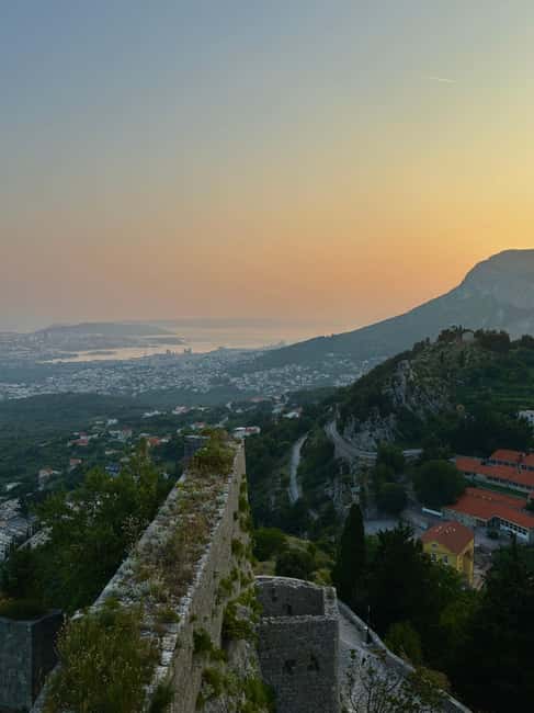 Split: Klis Sunset Sightseeing Bus Tour - Cancellation and booking flexibility