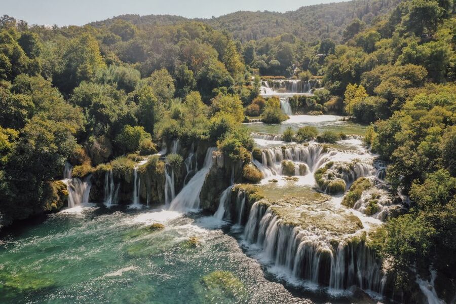 Split: Krka Waterfalls Tour, Boat Cruise, and Swimming - The guides and how they affect the day