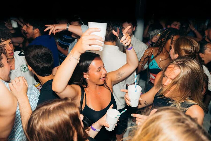 Split: Night Boat Party with Free Shots, Dj and After Party - The beach club changes the pace