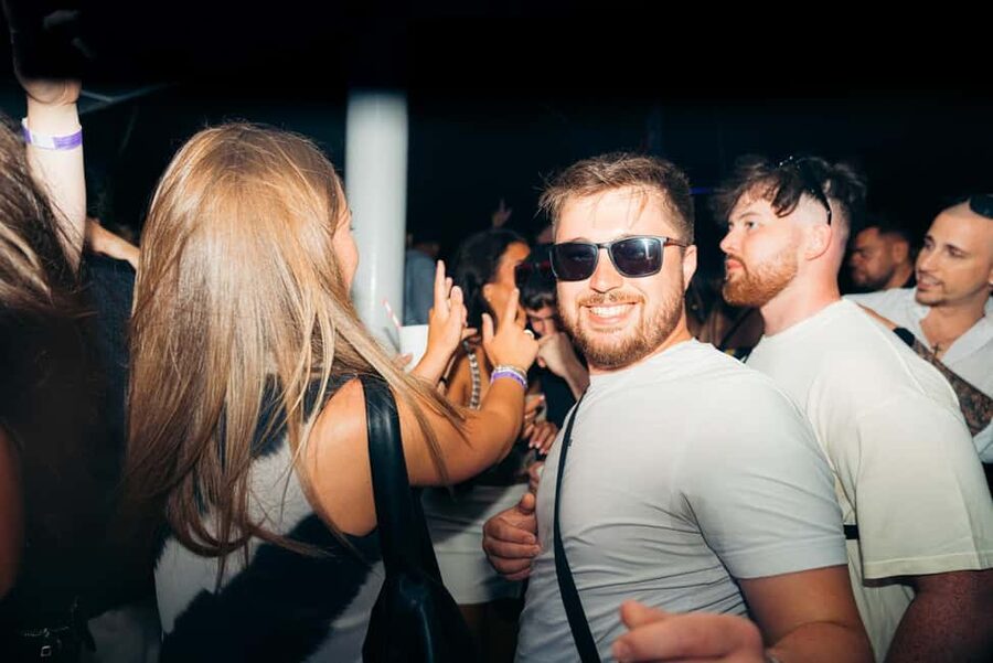 Split: Night Boat Party with Free Shots, Dj and After Party - The nightclub finishes the four-hour route