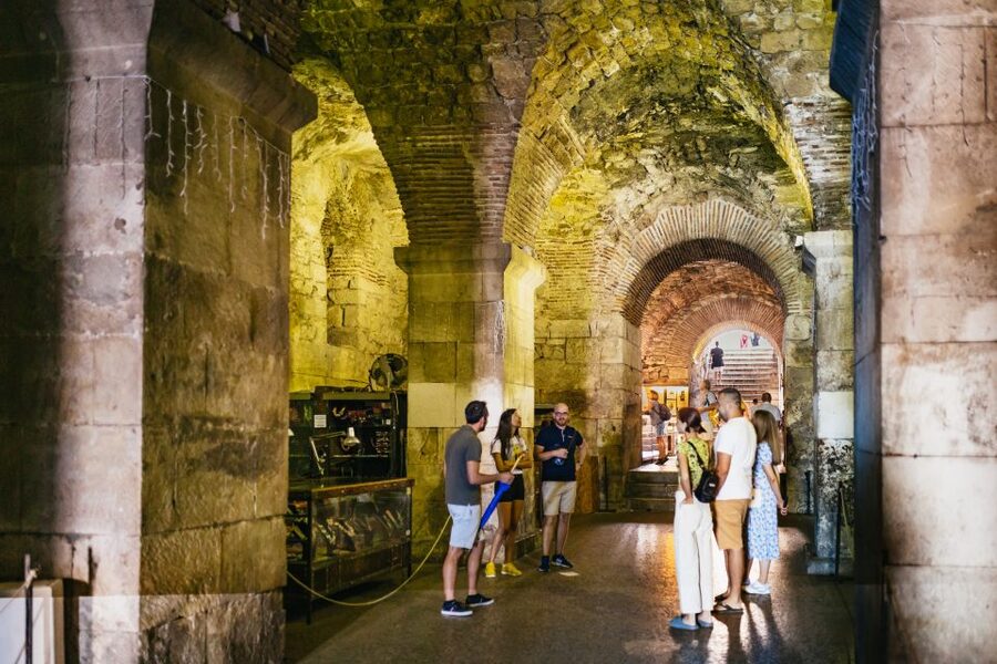 Split: Old Town and Diocletian Palace Walking Tour - Saint Domnius Cathedral and the change from palace to city