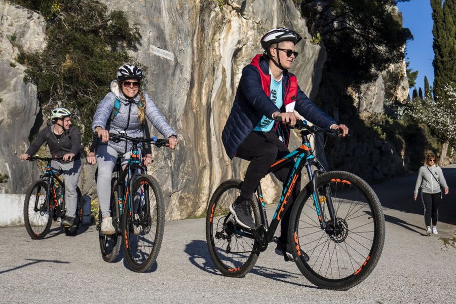 Split: Old Town and Marjan Park Bike Tour - The guides make the pace feel personal