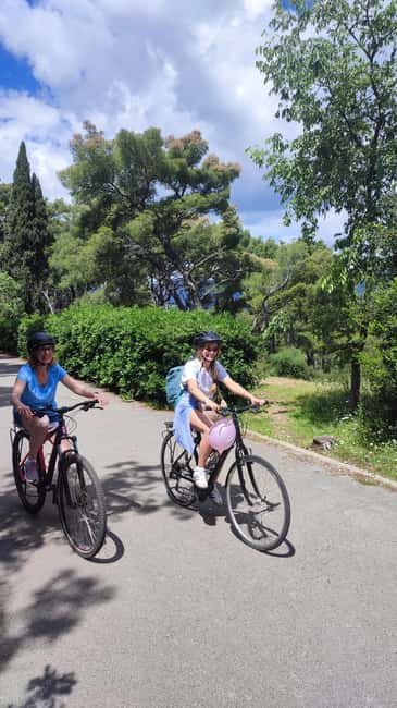 Split: Old Town and Marjan Park Bike Tour - Entering Marjan Park Forest