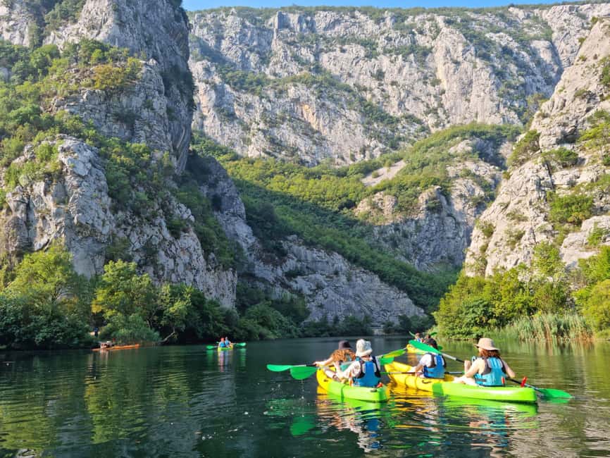 Split/Omiš - Guided Kayaking & Snorkeling Tour Cetina River - Meeting in Omiš and getting ready on the river