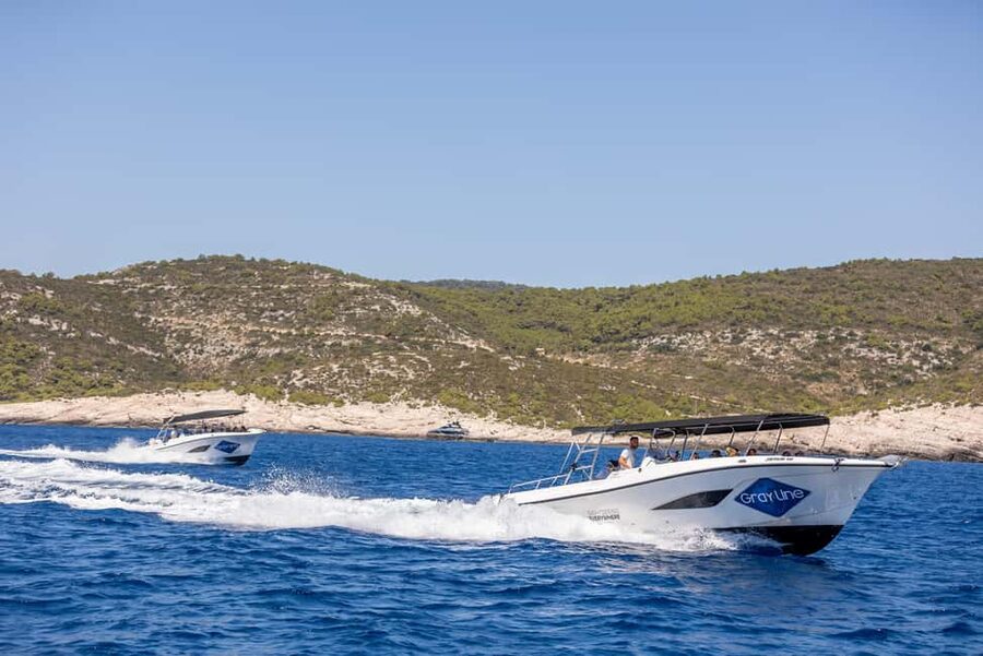 Split or Trogir: Blue Cave, Vis, and Hvar Speedboat Day Trip - Lunch and downtime in the Pakleni Islands