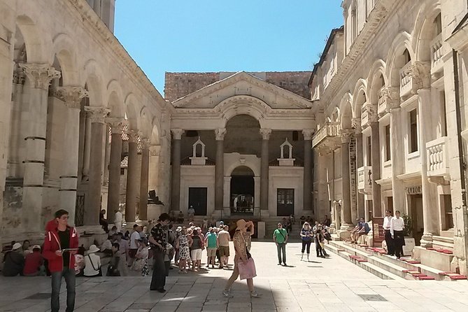 SPLIT-PREMIUM Emperor's Walking Tour for History Lovers + Museum - Old Split’s medieval lanes and public squares