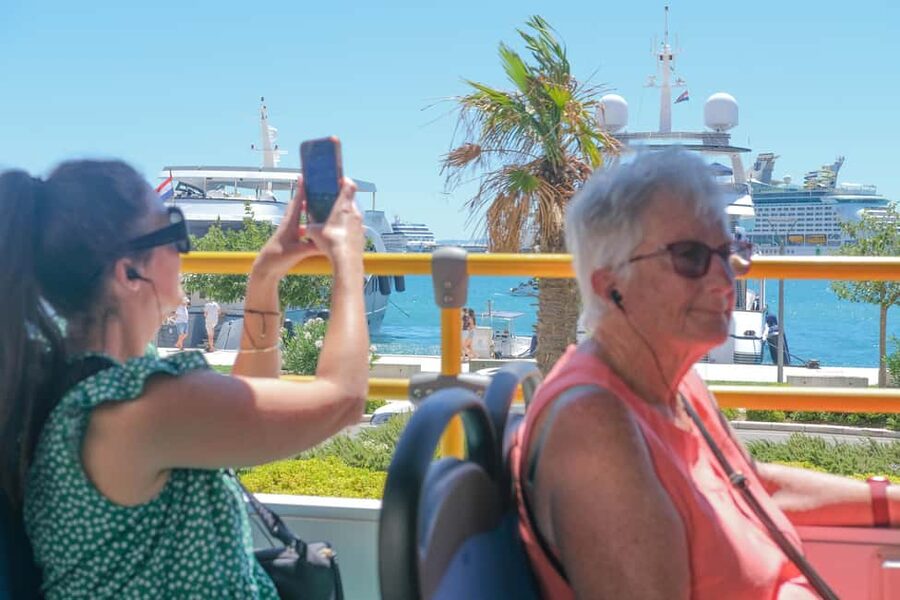 Split: Red Line Panoramic Tour with Sightseeing Bus - Seeing Split from the Red Line bus