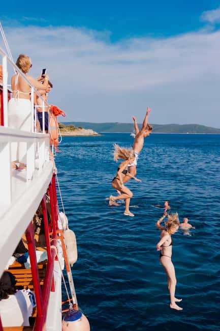 Split: Sunset Boat Party with Live DJs and Blue Lagoon Swim - One Hour at the Blue Lagoon