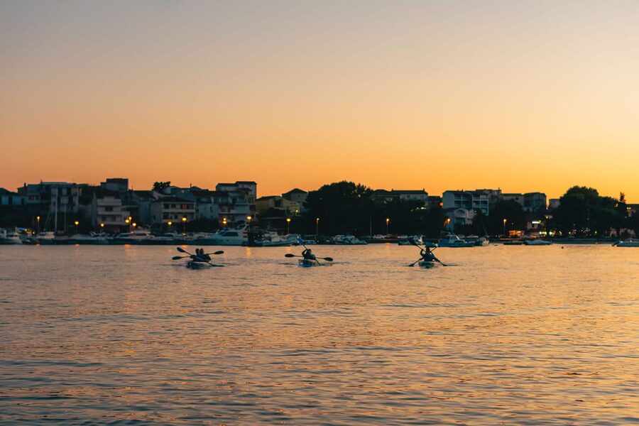 Split: Sunset Guided Kayaking Tour - Learning the basics before setting out