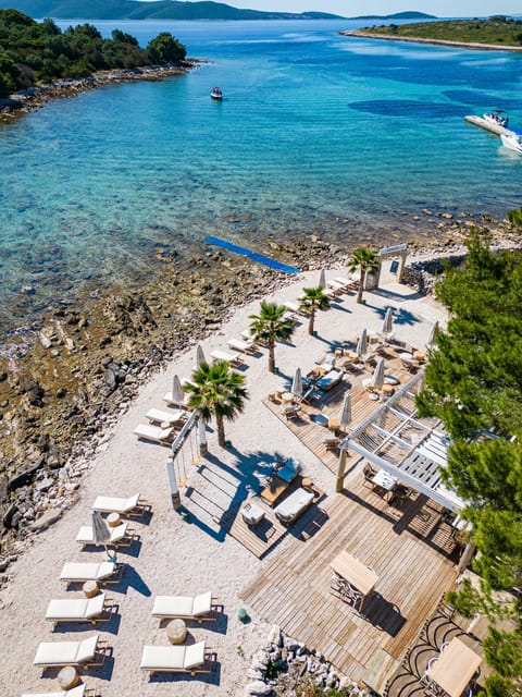 Split/Trogir: Half-Day(5 hours) 3-Island Speedboat Adventure - Who will enjoy this tour most?