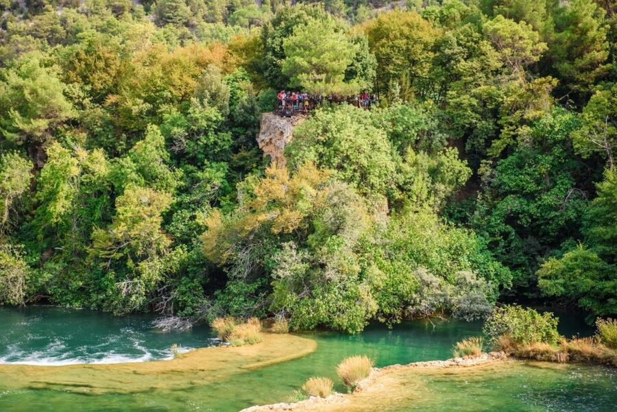 Split/Trogir: Krka National Park Day Trip with Wine Tasting - The return to Split is part of the scenery