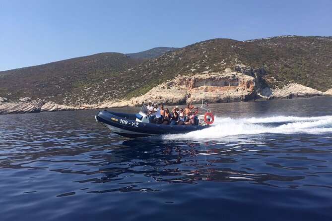 Stiniva, Green Cave, Blue Lagoon & Secret places - Key points at a glance