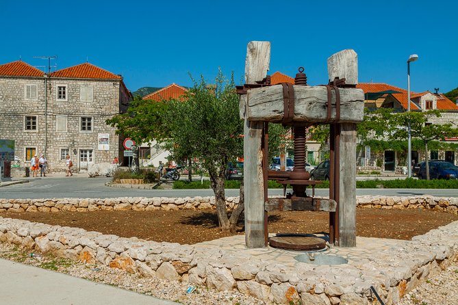 Ston Oysters & Wine Tasting Tour from Dubrovnik - Trsteno Arboretum and filming locations