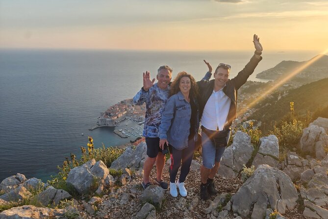 Sunset and Wine / Dubrovnik Sunset Tour and Premium Wine Tasting - Bosanka and the first view from Mount Srđ