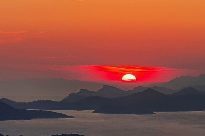 Sunset and Wine / Dubrovnik Sunset Tour and Premium Wine Tasting - Marko’s guiding style and the private format