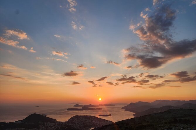 Sunset and Wine / Dubrovnik Sunset Tour and Premium Wine Tasting - Pickup, timing, and the pace of the evening