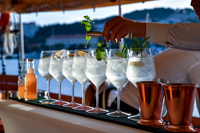 Sunset Cruise | Cocktail Experience on Board around Dubrovnik - Cocktails, canapés, and the food question