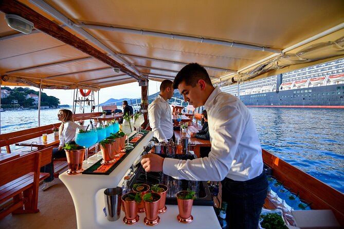 Sunset Cruise | Cocktail Experience on Board around Dubrovnik - The atmosphere on a boat for up to 40 people