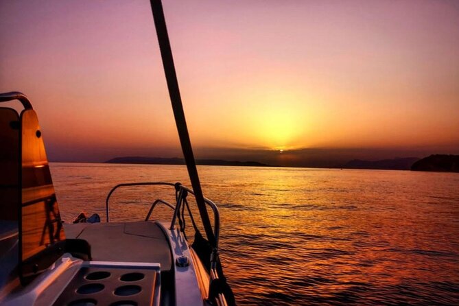 Sunset Speedboat Tour in Makarska with swim stop on island Brač - Puntica Bay and the 40-minute swim