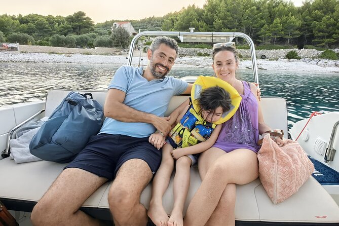 Sunset Speedboat Tour in Makarska with swim stop on island Brač - Practical details that affect your evening